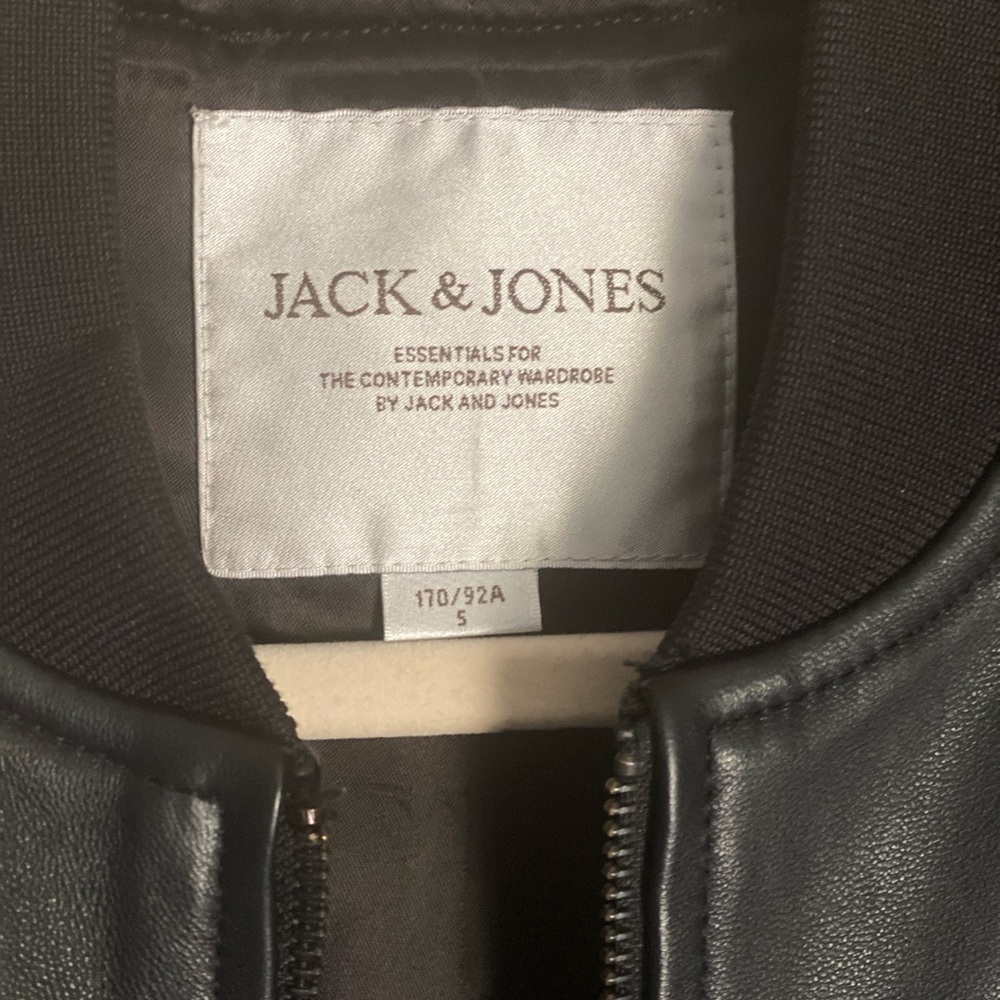 Jack Jones Mens Black Leather Jacket Genuine Buttery Leather Soft Motorcycle S - Picture 4 of 9